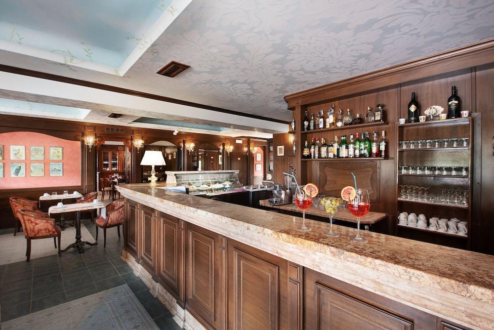 Hotel San Gregorio П'єнца Екстер'єр фото