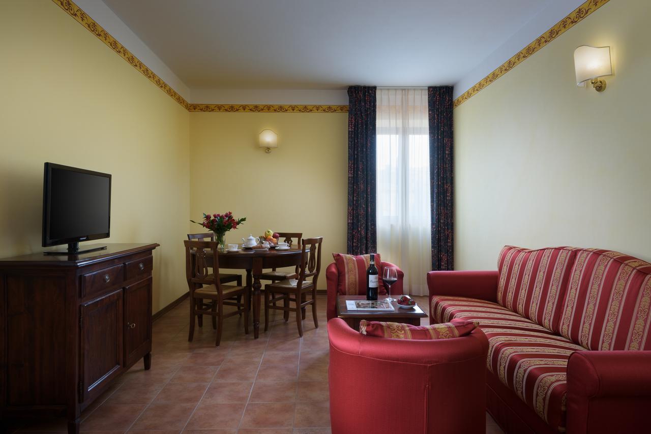Hotel San Gregorio П'єнца Екстер'єр фото
